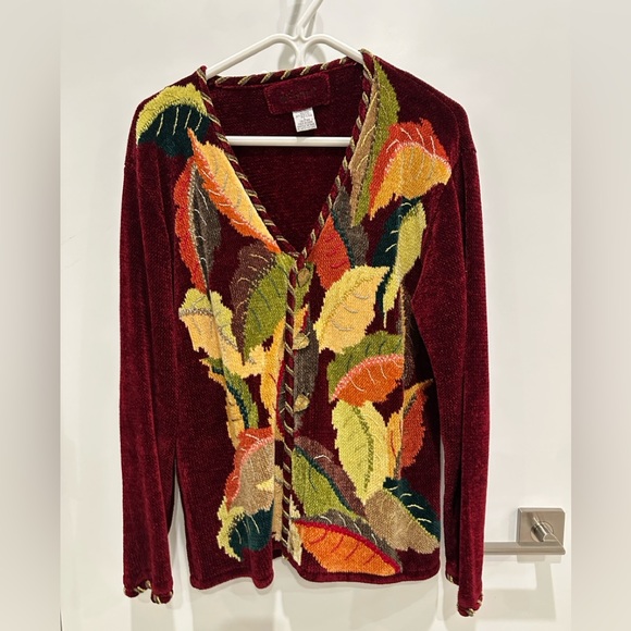 Women's Multicolor Leaf Pattern Sweater - Picture 1 of 5
